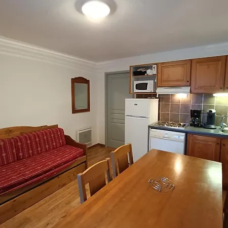 For 4 To 6 People In Apartment Albiez-Montrond