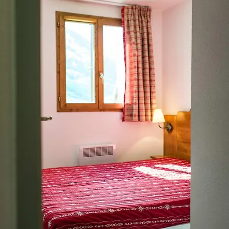 For 4 To 6 People In * Albiez-Montrond