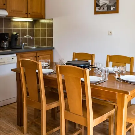 For 4 To 6 People In Apartment Albiez-Montrond