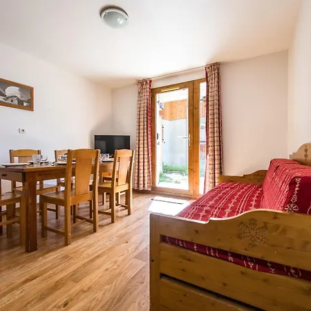 For 4 To 6 People In Apartment