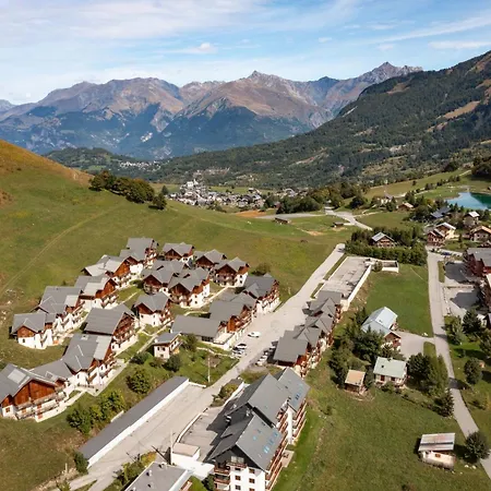 For 4 To 6 People In * Albiez-Montrond