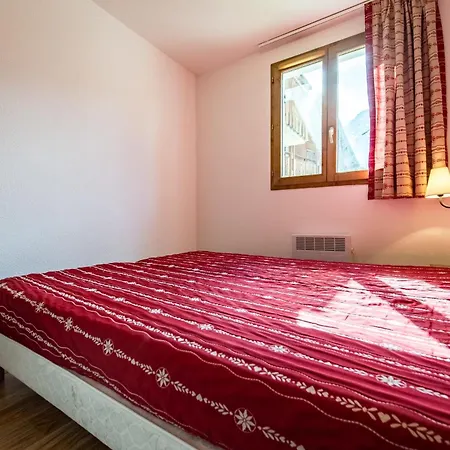Apartment For 4 To 6 People In