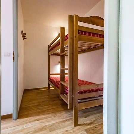 For 4 To 6 People In Apartment Albiez-Montrond